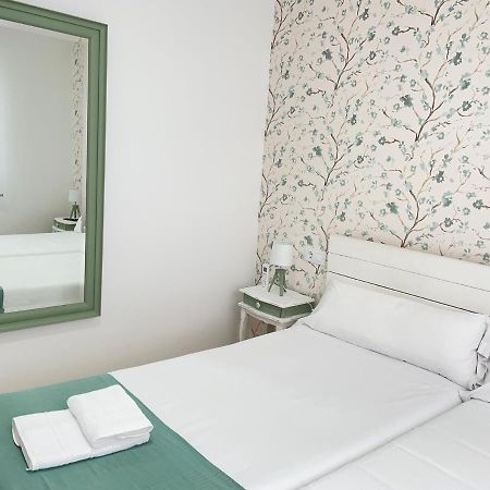 A Boa Estrela Hotel Redondela Bagian luar foto